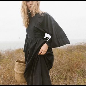 Doen Avignon dress in deep ink, size small NWT